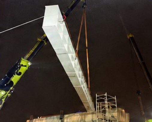 Steel structure erection